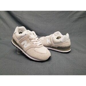 New Balance Boys 574 Sneakers GC574EVW Lace Up Grey White Size 6 NEW IN BOX!